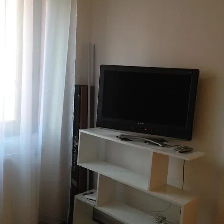 Studio Monte Ceneri 71 *